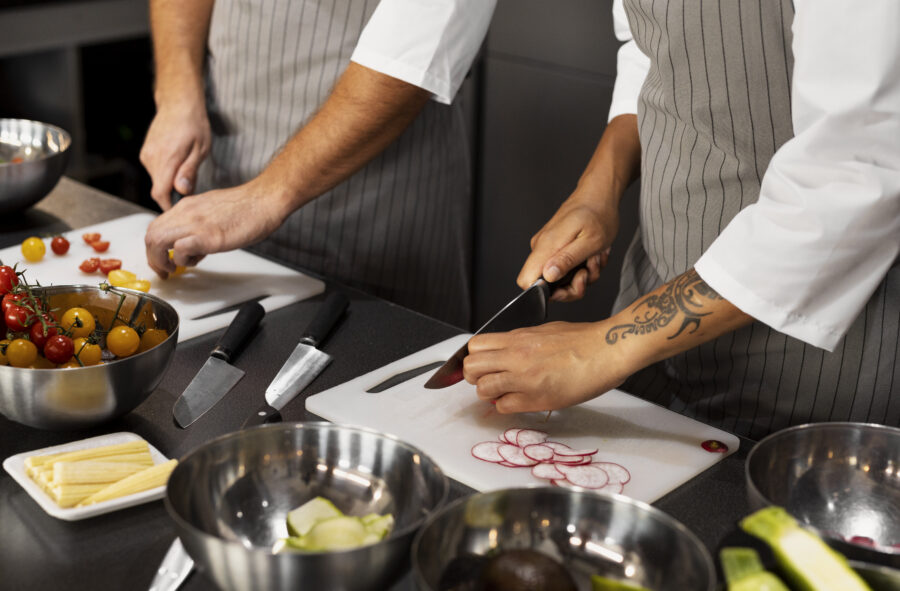 ¿Cuáles Son las Mejores Técnicas de Cocina Tradicional? Aprende en Casa